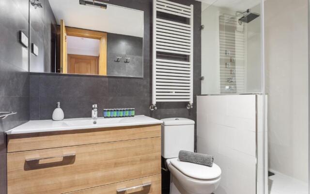 Art House Fira Apartments