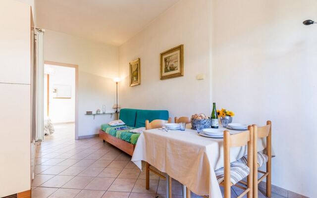 Daniela 4 100m From Sea