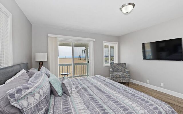 Balboa Condos by ELVR