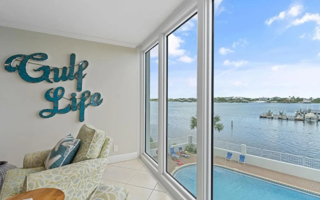 Seaspray Riverside 313