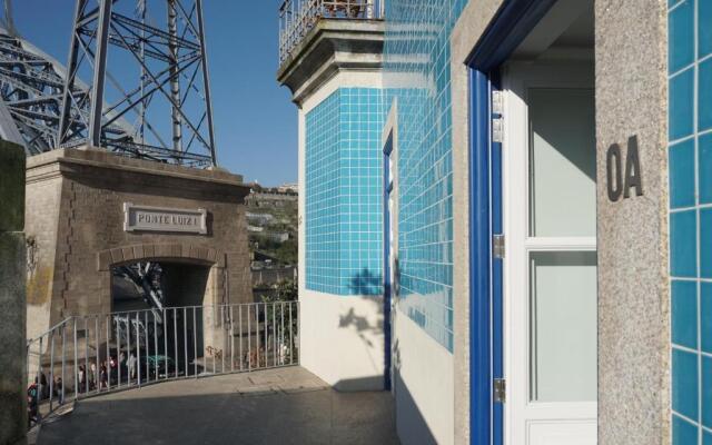 Porto View by Patio 25