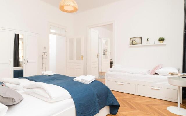 Spittelau Chillout Lounge by welcome2vienna