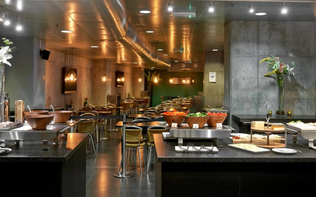 CABINN Metro Hotel