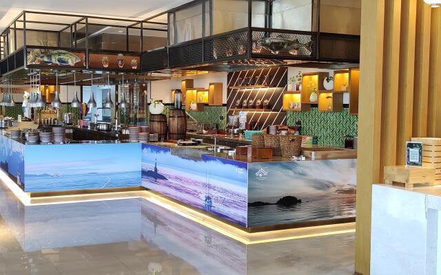 Holiday Inn Guangzhou South Lake by IHG