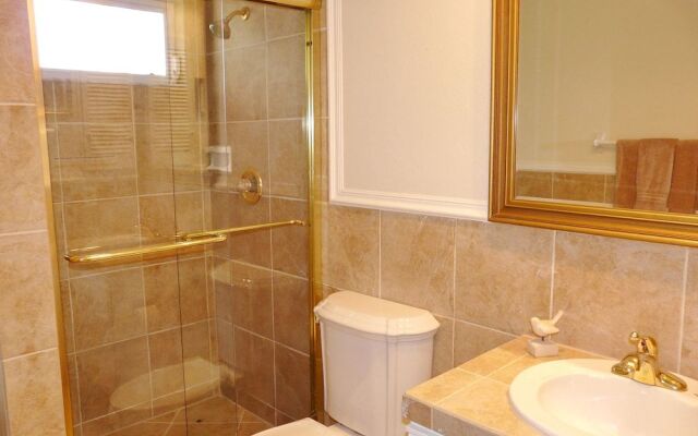 848 Buttonwood Court