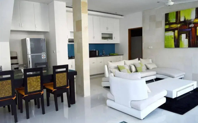 Villa Rumah Putih