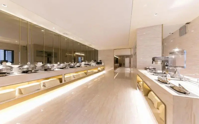 Ji Hotel (Nanjing Ming Palace)