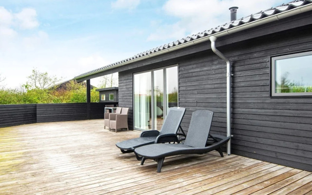 10 Person Holiday Home in Tarm-by Traum