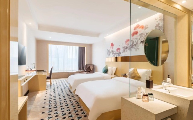 Paco Business Hotel Luogang Branch