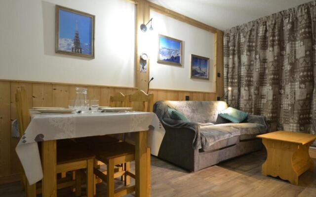 Appartement Les Menuires, 1 pièce, 4 personnes - FR-1-452-174