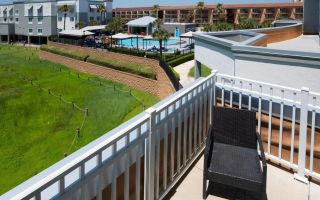 Courtyard by Marriott Galveston Island
