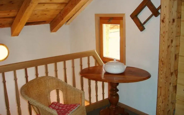 Chalet Suisse