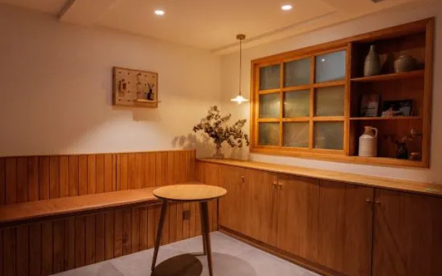 Living food and homestay