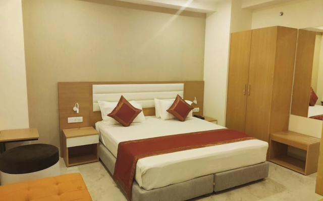 Premium Hotel  X-E-N-I-A Varanasi
