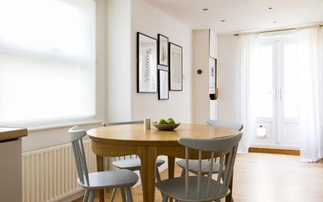 The Camberwell Nook - Lovely 5BDR House with Garden