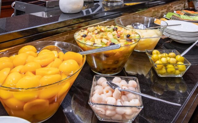 City Lodge Johannesburg Airport, Barbara Road