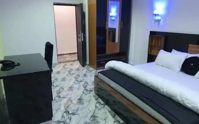 Mojo  Hotel