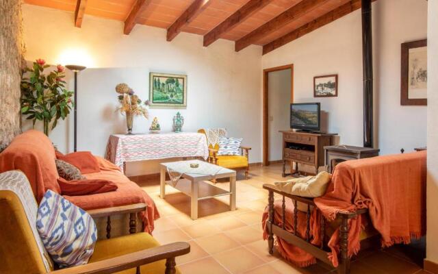 4 Bedroom Traditional Villa, Private Pool, Near Pollensa