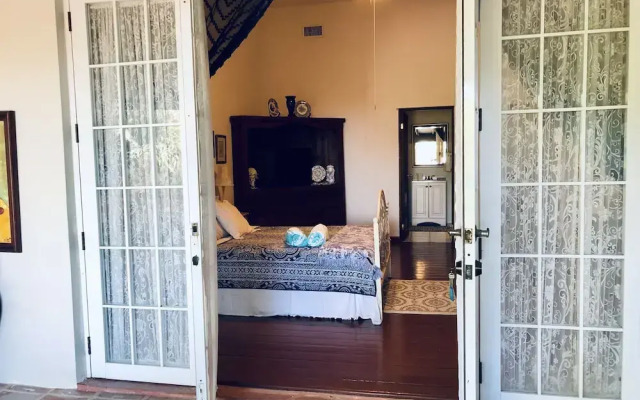 Serena Boutique Hotel