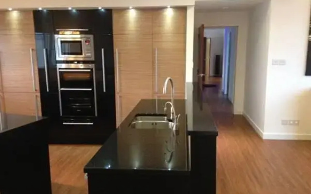 Munro Luxury Apartment