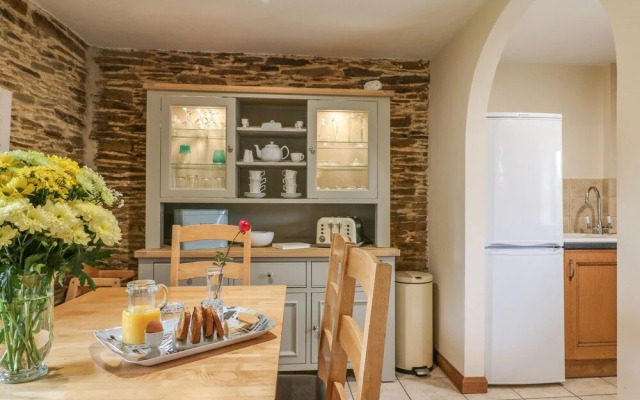 Lily Cottage