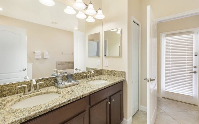 Mickeys Golf Retreat by VillaDirect