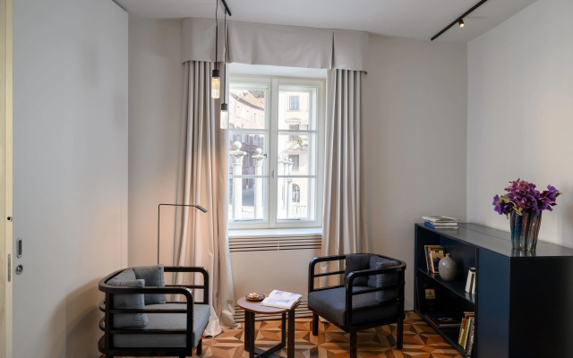 Zlata Ladjica Boutique Hotel