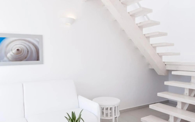 Archipelagos Hotel