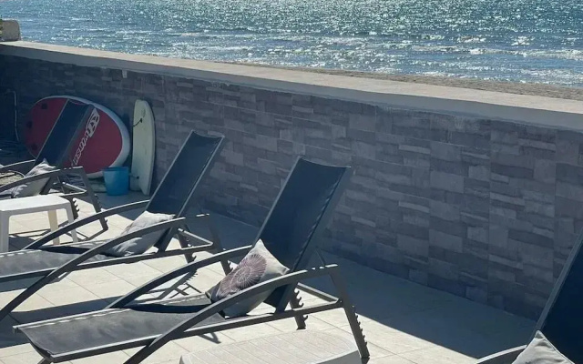Room in B&B - Suitebeach bnb and Resort