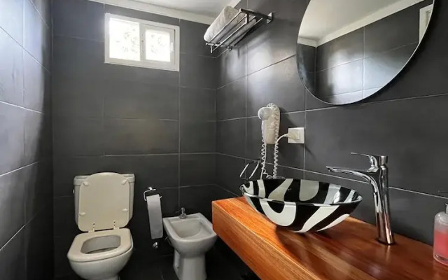 Hotel La Perla Domos