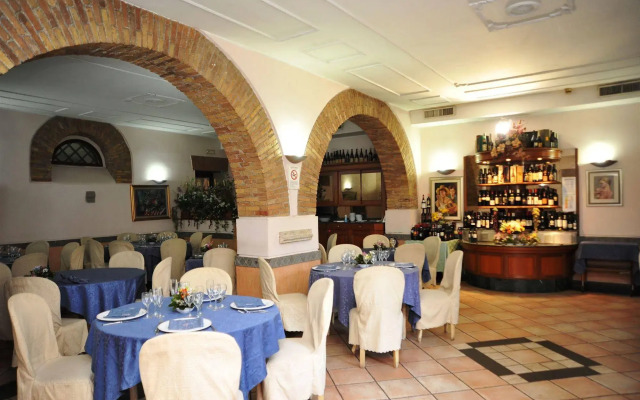 Hotel Ristorante Villa Icidia