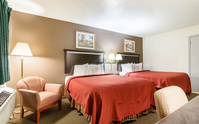 Colby Inn and Suites