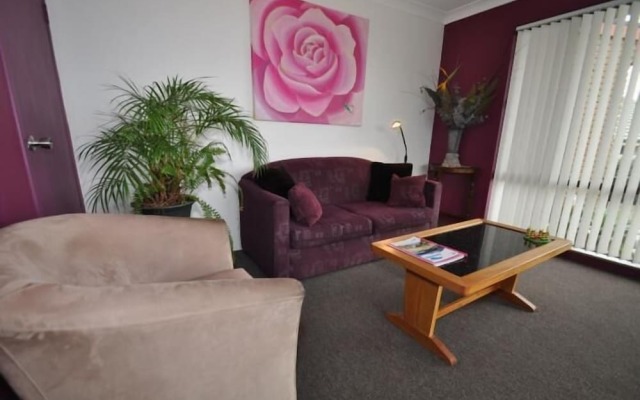 Beachfront Apartments Narooma