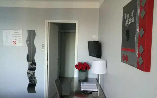 Hôtel Restaurant Le Royal Provence