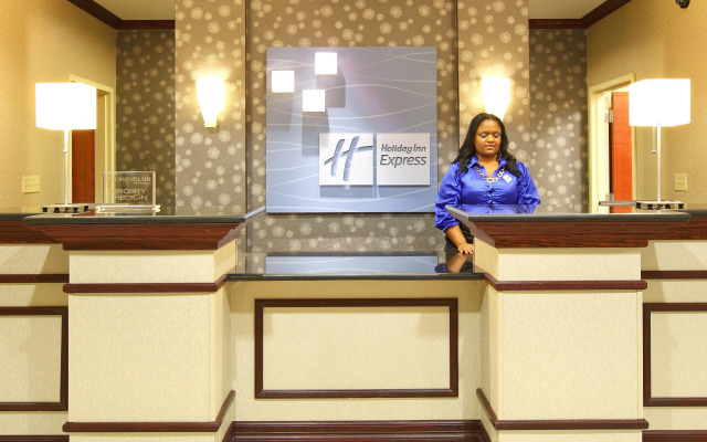 Holiday Inn Express & Suites West by IHG