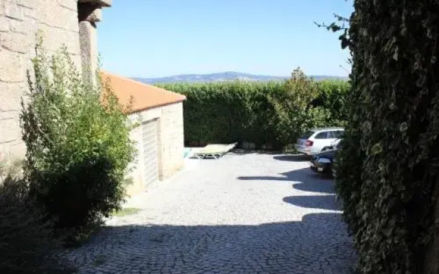 Casa do Adro de Parada