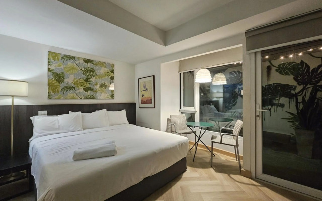 Sathorn Terrace Apartment