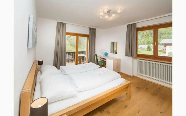 Holiday Home Landhaus Prielau