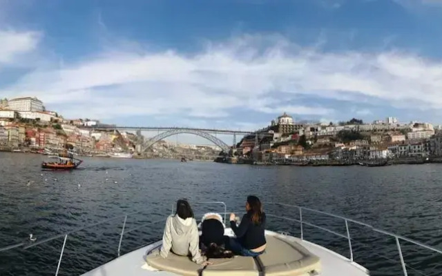 Oporto Douro Floating House