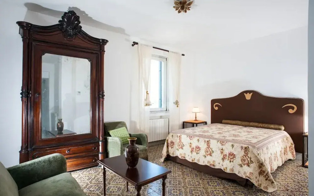 Villa in Paceco With Pool and Countryside Views