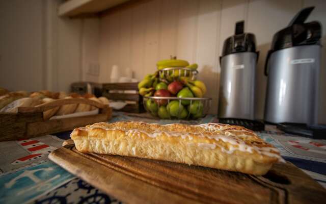 Surfside Inn Chatham