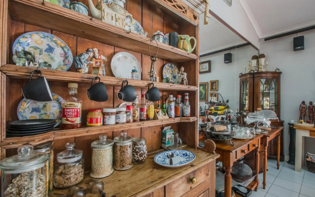 HoneyPot Guesthouse