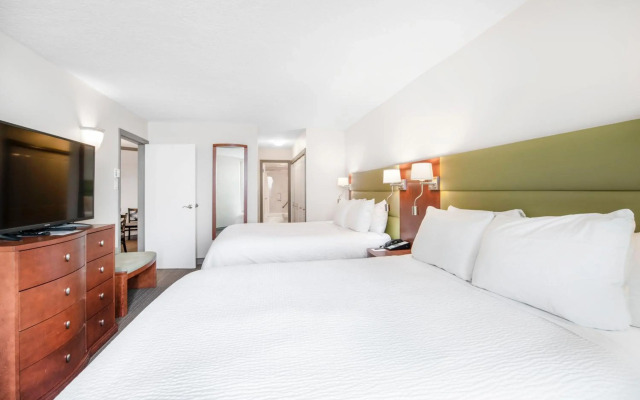 Victoria Regent Waterfront Hotel & Suites