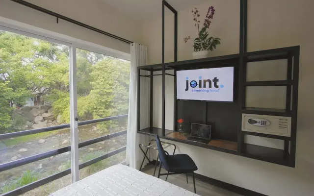 Joint Boutique Hotel