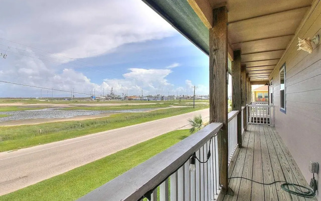 Spacious & Pet Friendly + Game Room Sleeps 10