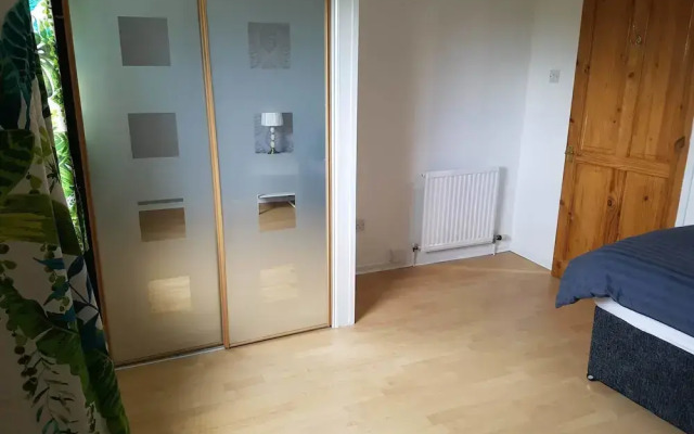Dragon - Rosemount Apartment 3 Bed Home