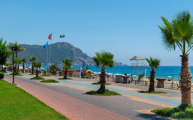 Kleopatra Life Hotel & SPA