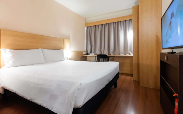 ibis Porto Alegre Moinhos de Vento