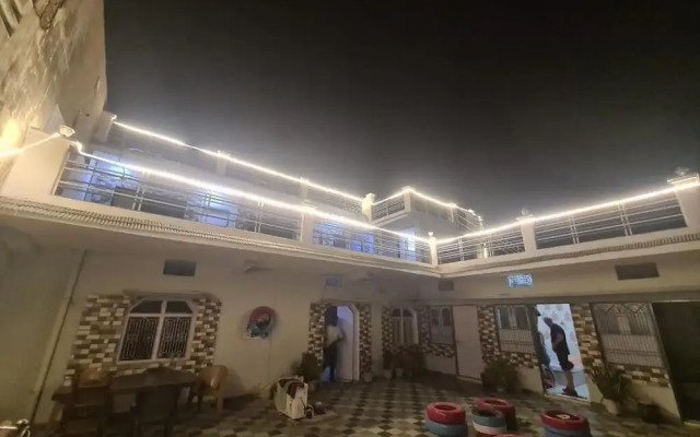 Mohit Paying Guest house