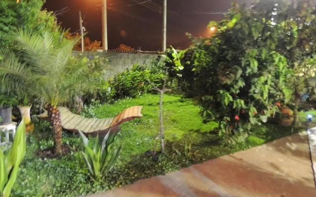 Suíte 2 com piscina e wi-fi em Caraguatatuba